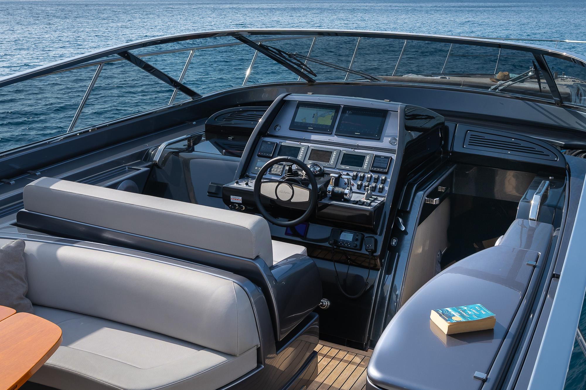 2013 RIVA 63' VIRTUS 